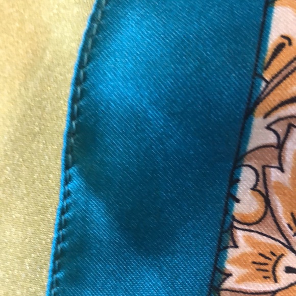 Peacock 🦚 blue and browns silky scarf - Picture 7 of 12